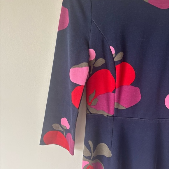 Boden Irene Ponte Dress Navy Blue Pink Red Floral Knee Length 3/4 Sleeve Preppy - Picture 6 of 10